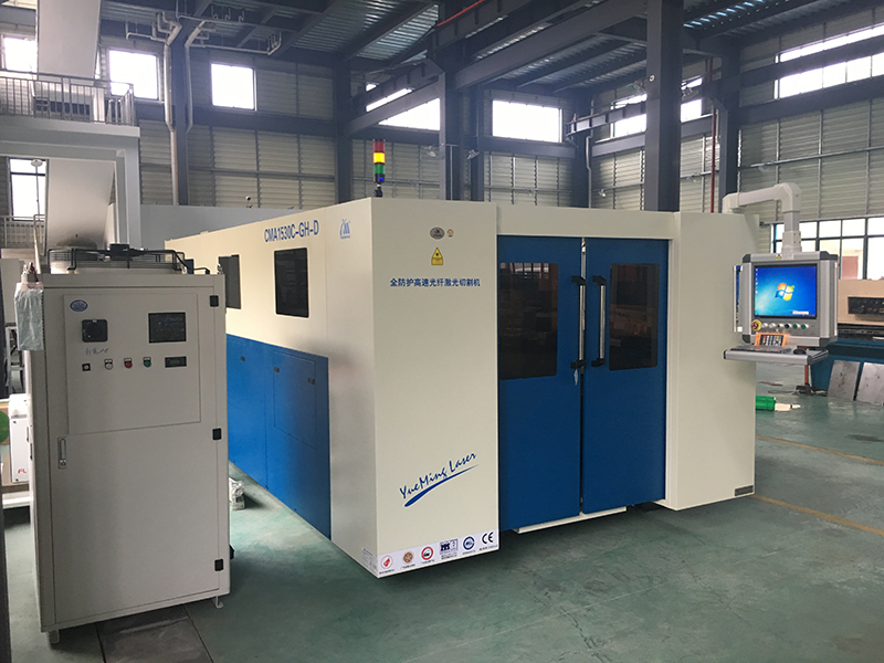 Sheet-metal-processing-equipment-Laser-cutting-machine2